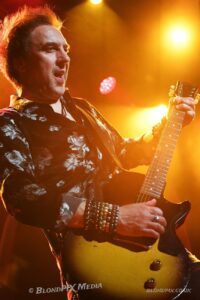 Wishbone Ash Ignite The Brook with Twin-Guitar Firepower